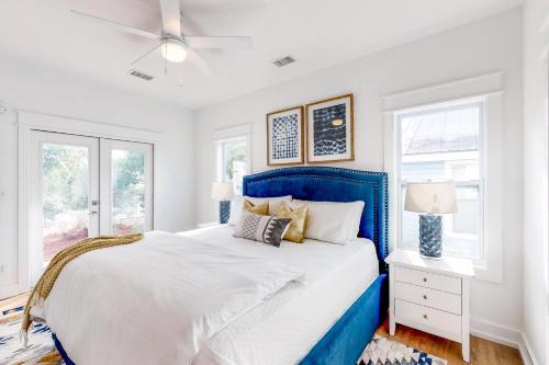 Cottages Of Crystal Beach: Clipper Cove