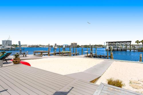 Harbor Hideaway