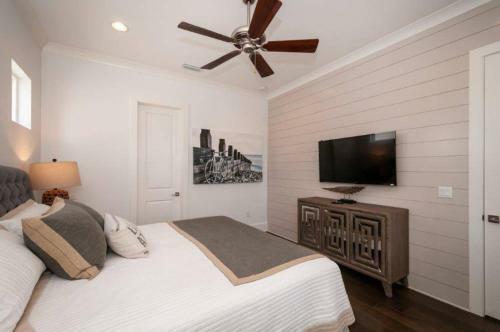 Sunshine Retreat By Destin Getaways