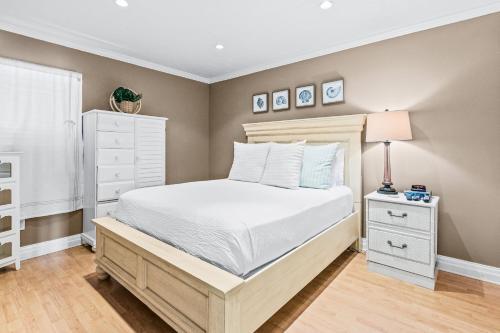 Tradewinds Condos
