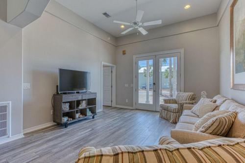Southern Jewel By Bliss Beach Rentals