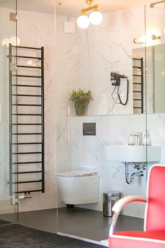 Hostal Hotel & Gallery Kopacka