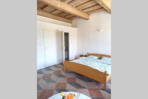 Renaissance Vintage Apartment A1