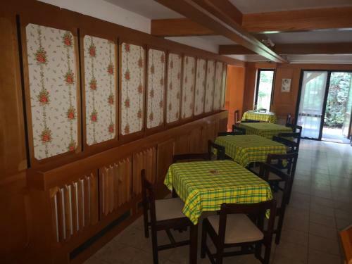 Hostal Pension Tara