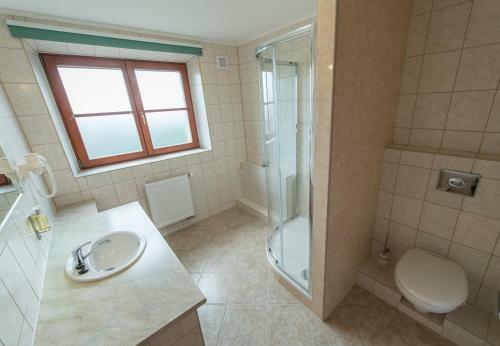 Hostal Penzion Lekn�n