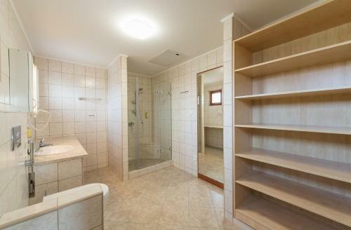 Hostal Penzion Lekn�n