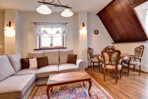 Apartm�ny T?ebo? B�l� Ber�nek