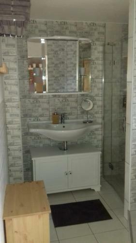 Apartm�ny Na Hl�n?