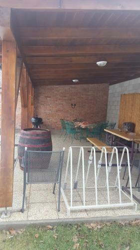 Hostal Penzion U Skl�pk?