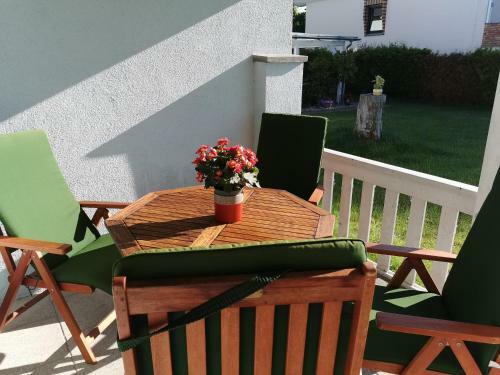 Apartmenthaus Kerstin Apartment Mit Terrasse
