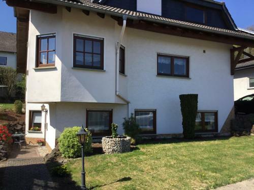 Apartamento Ferienwohnung Zum Heilbr�nnchen