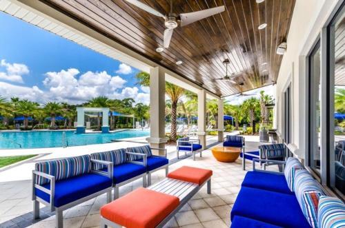 South Facing Pool & Spa - 8 Bdm Luxurious Villa Villa