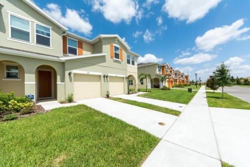 H2u - Gaston - Cb3181 Townhouse