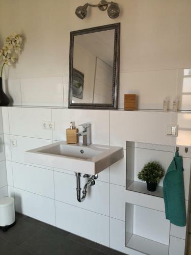 Apartment Ferienwohnung Emmerthal Auch F�r Monteure Fewo