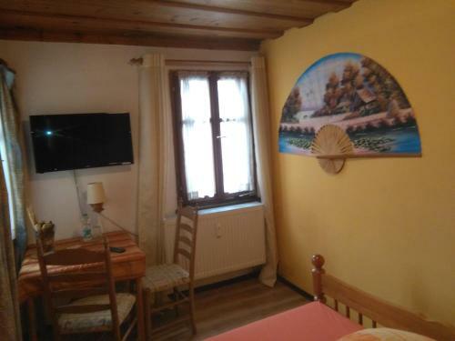 Posada Alte Poststation Goldener Hirsch