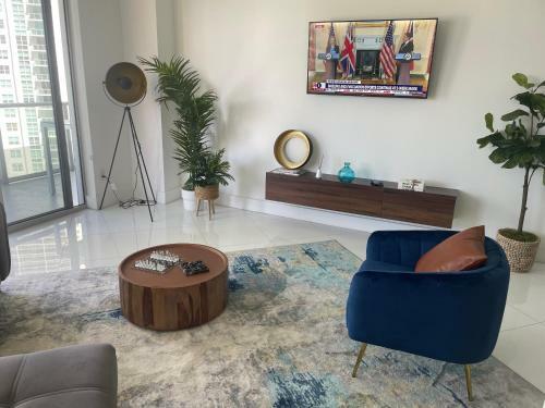 Apartamento Elegant & Comfy 5star Location, Balcony, Pool, View