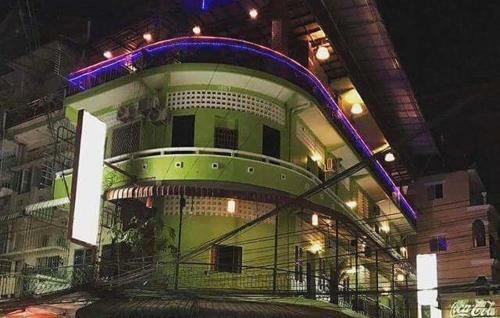 Hostal The Bamboo House