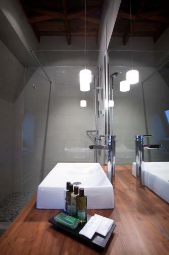 Hotel Le Pleasant H�tel & Caf�