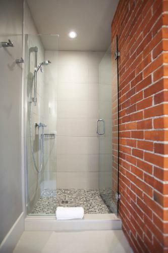 Hotel Le Pleasant H�tel & Caf�