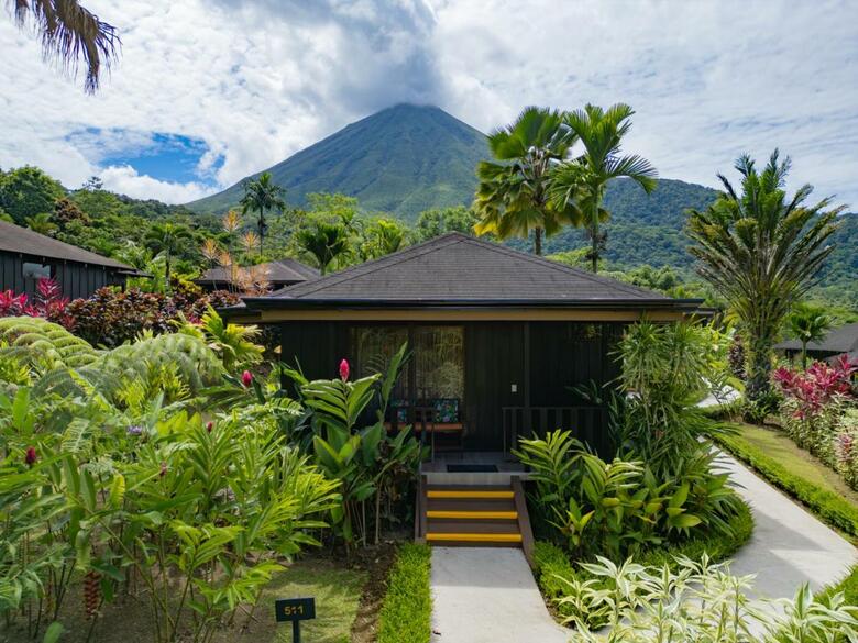 Hotel Lomas Del Volcan