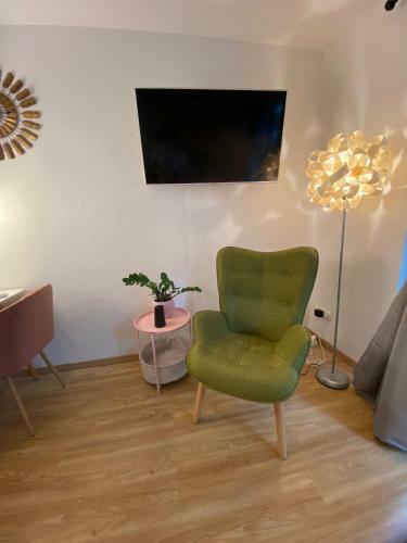 Suitable Living - Luxury Apartment With Balcony And Fast Wifi