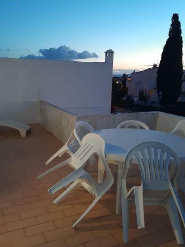 Villa Nossa Senhora Da Rocha Resort Algarve By Red B? Serviced Accommodation Uk