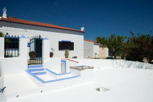 Villa Casa Da Av�-wine Farm & Beach