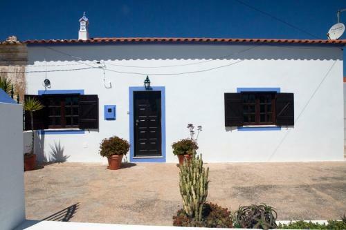 Villa Casa Da Av�-wine Farm & Beach