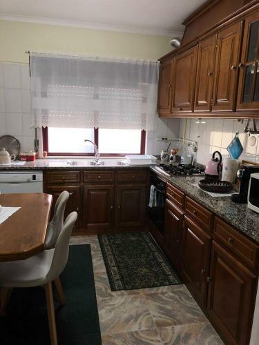 Apart. Av. Ant�nio Feij�