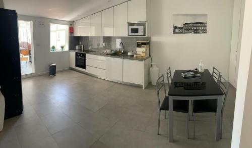 Hostal Mar � Vista Guest House