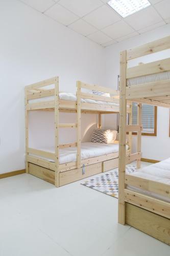 Albergue Agu�adoura Guest House