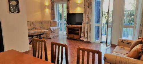 Arr�bida Villa