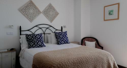 Posada Garoupas Inn