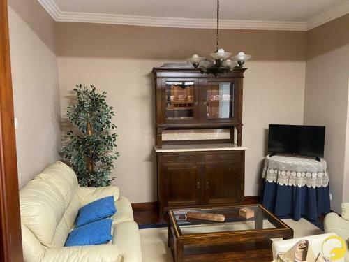 Azor International House