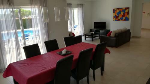 Villa 48