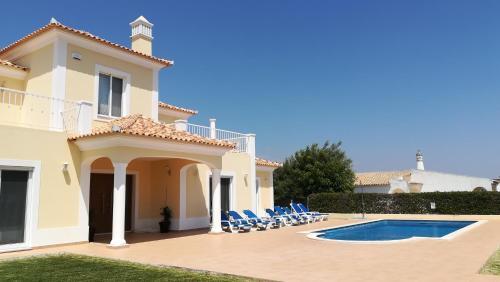 Villa 48