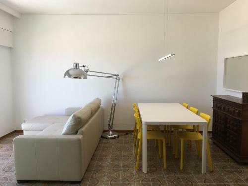 Lemon Tree Beach Apartment