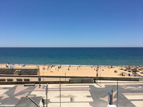 Lemon Tree Beach Apartment