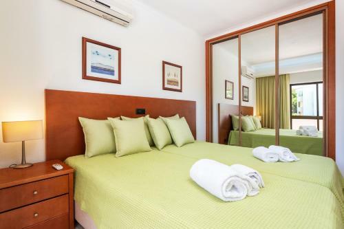 Apartamento Bright Cozy Flats W/ Terrace & Pool