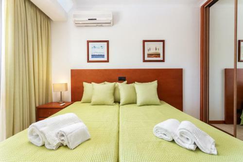 Apartamento Bright Cozy Flats W/ Terrace & Pool