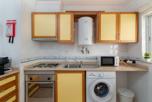 Apartamento Lofty Restful Flat W/ Balcony - Vilamoura