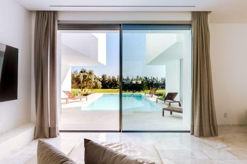 Villa M30 - Luxury Villa Front Golf - Private Pool