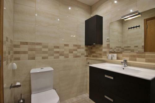 P� Do Lago Apartment - Condominium - Pool