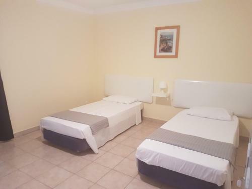 Hostal Yaholidays