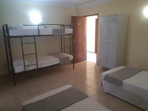 Hostal Yaholidays