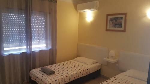 Hostal Yaholidays