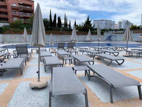 Panoramic Apartment In Portimao: Ocean View, Wifi