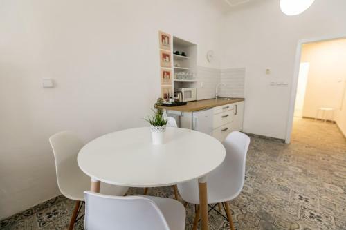 Pal�c Daun - Studio Apartments