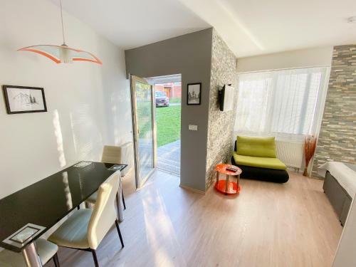 Miky Apartm�n Kl�novec