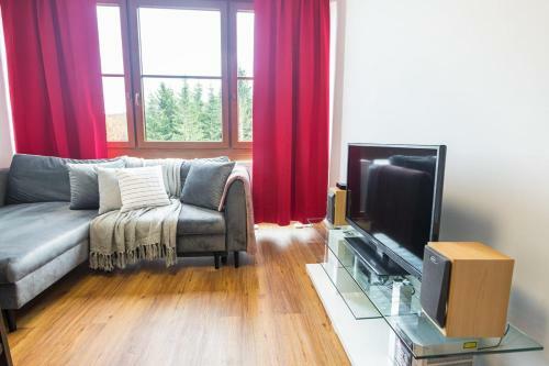 Apartm�n V Lou?n� Pod Kl�novcem, P?�mo U Sjezdovky